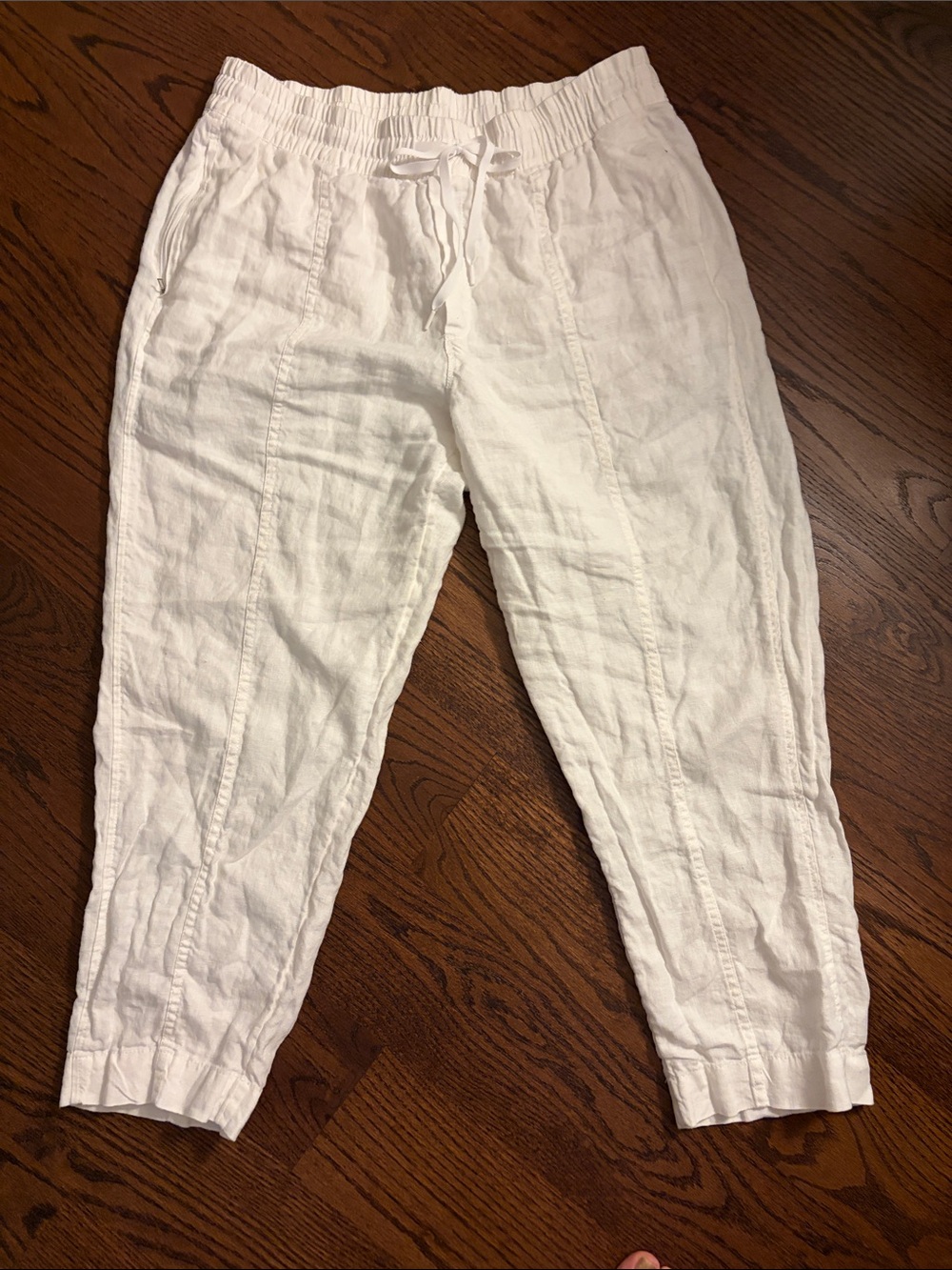 White Linen Drawstring women’s Pants
Athleta